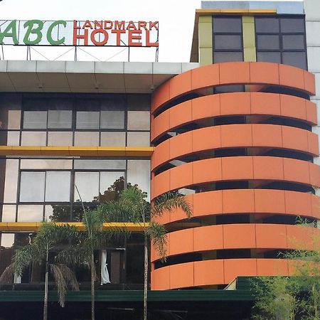 Reddoorz Plus @ Abc Landmark Hotel Kidapawan ภายนอก รูปภาพ