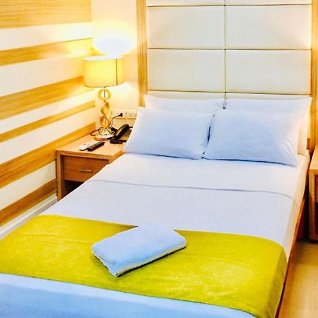Reddoorz Plus @ Abc Landmark Hotel Kidapawan ภายนอก รูปภาพ