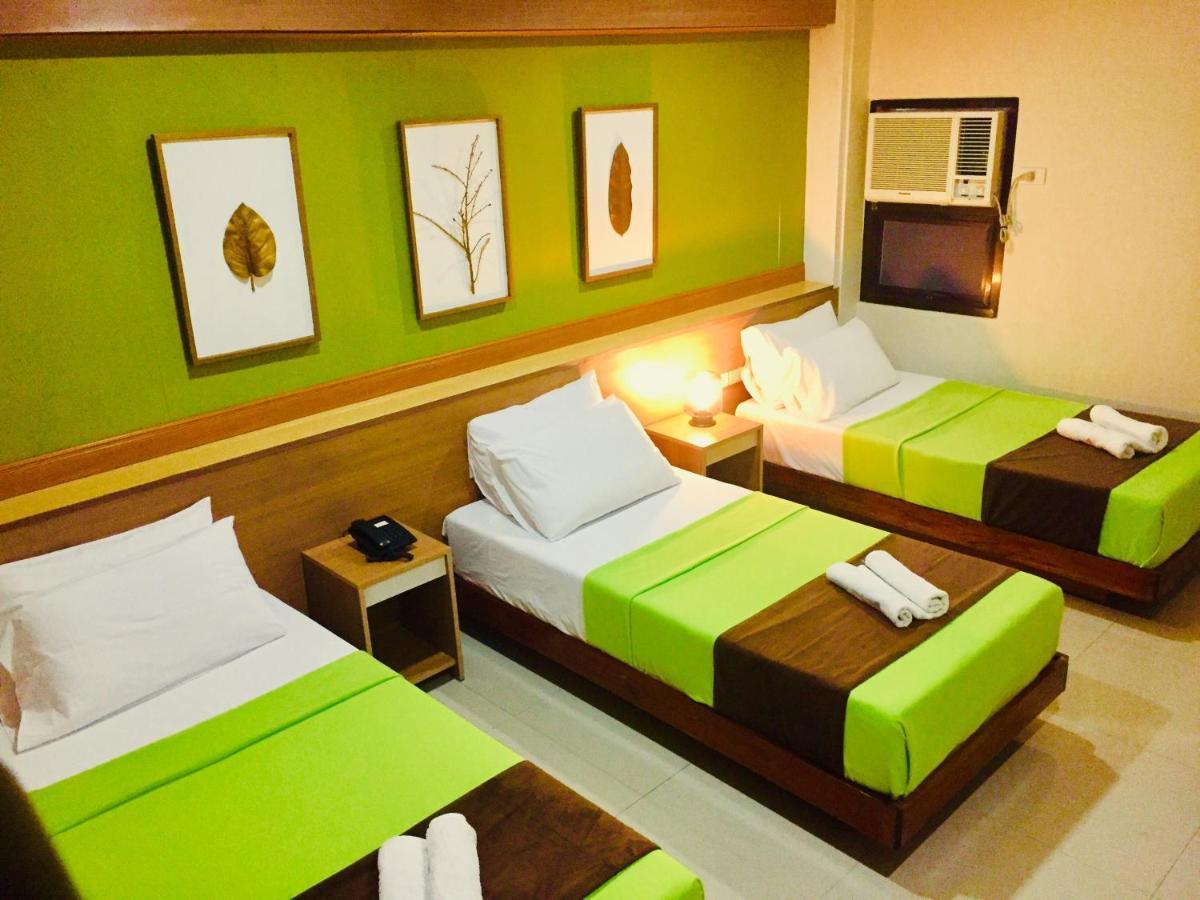 Reddoorz Plus @ Abc Landmark Hotel Kidapawan ภายนอก รูปภาพ